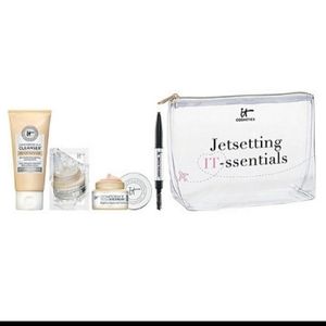It Cosmetics Sample Bundle w/ Bonus
